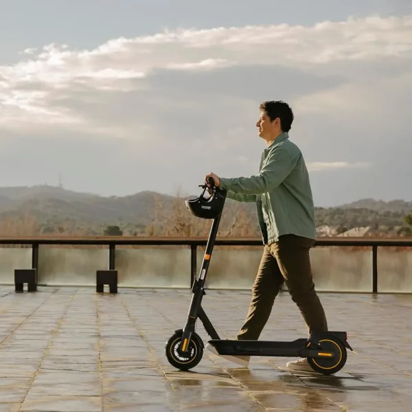Segway-Ninebot MAX G2 E Electric Scooter – 70KM Range, Dual Suspension, Turn Signals, Foldable - Image 8