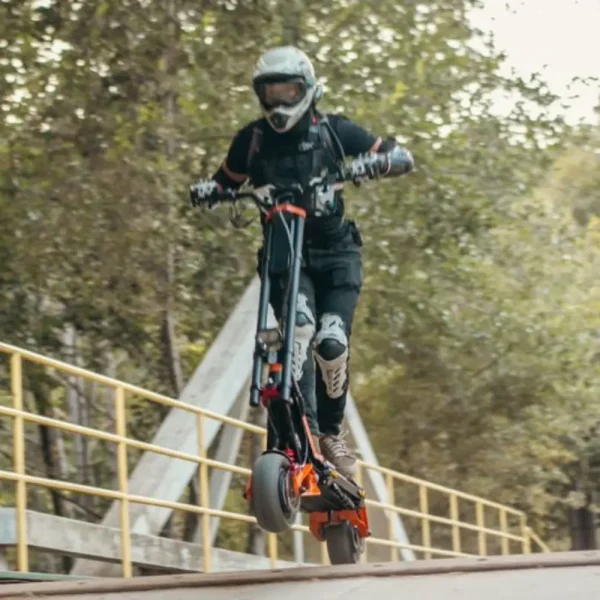 Inmotion RS-Lite Electric Scooter – 6000W Peak Power, 75 Mile Range, Adjustable Suspension - Image 5
